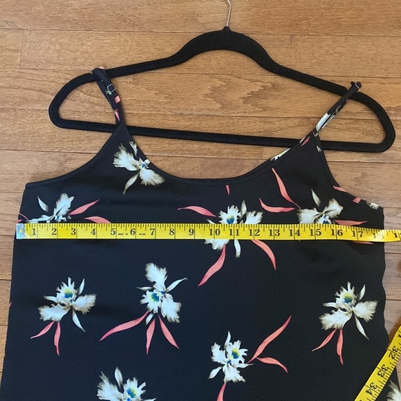 EUC J.crew Spaghetti strapped floral dress in size small - Picture 8 of 9